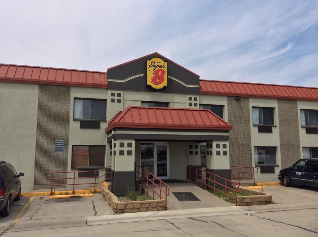 Super 8 By Wyndham Marshalltown Luaran gambar