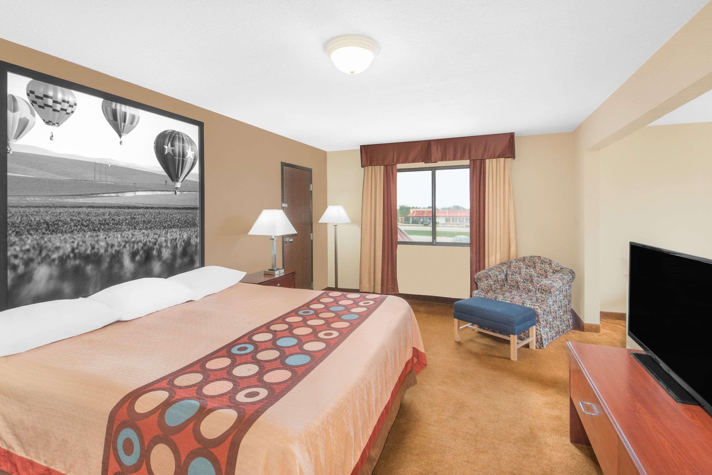 Super 8 By Wyndham Marshalltown Luaran gambar